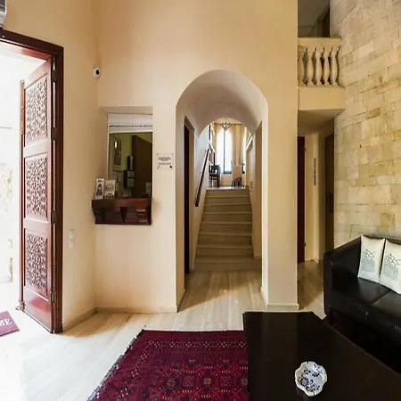 Apart Otel Palazzo Arhontiko 3*